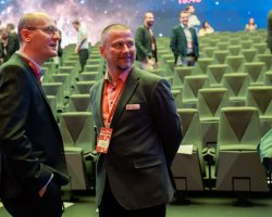 oslava v Planetariu